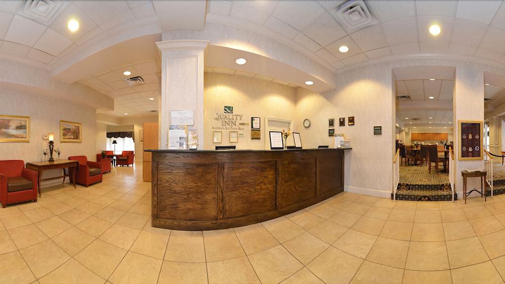 Quality Inn Near Joint Base Andrews-Washington Area Camp Springs Extérieur photo