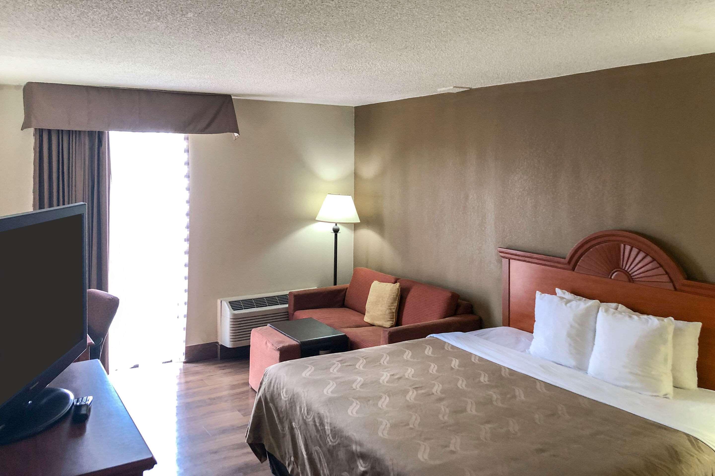 Quality Inn Near Joint Base Andrews-Washington Area Camp Springs Extérieur photo