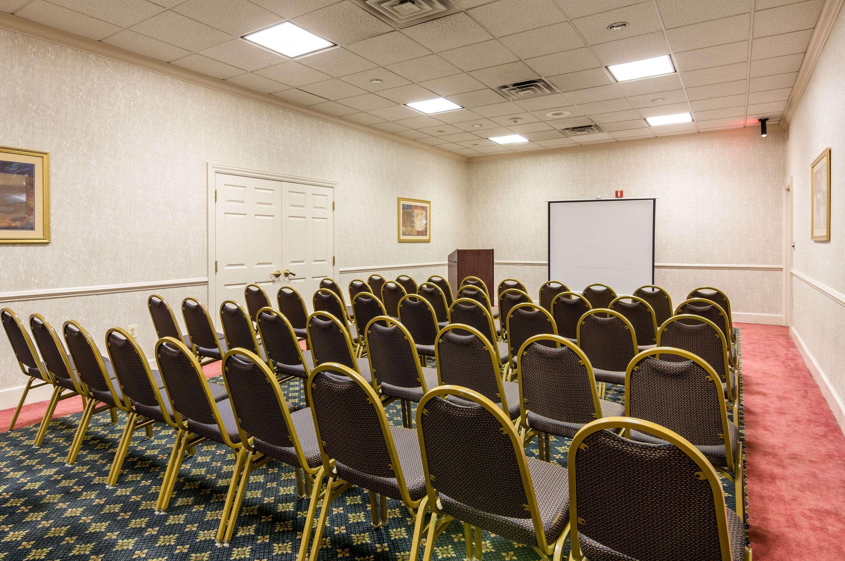 Quality Inn Near Joint Base Andrews-Washington Area Camp Springs Extérieur photo