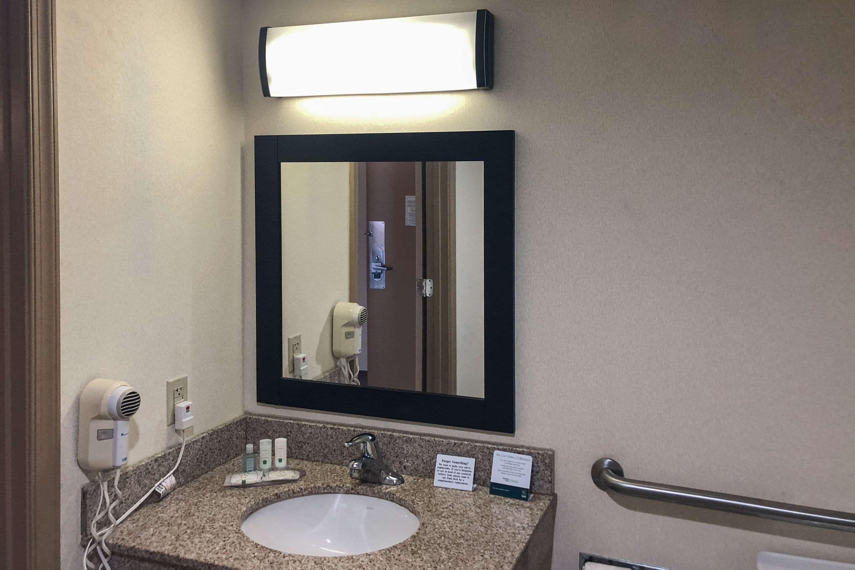 Quality Inn Near Joint Base Andrews-Washington Area Camp Springs Extérieur photo