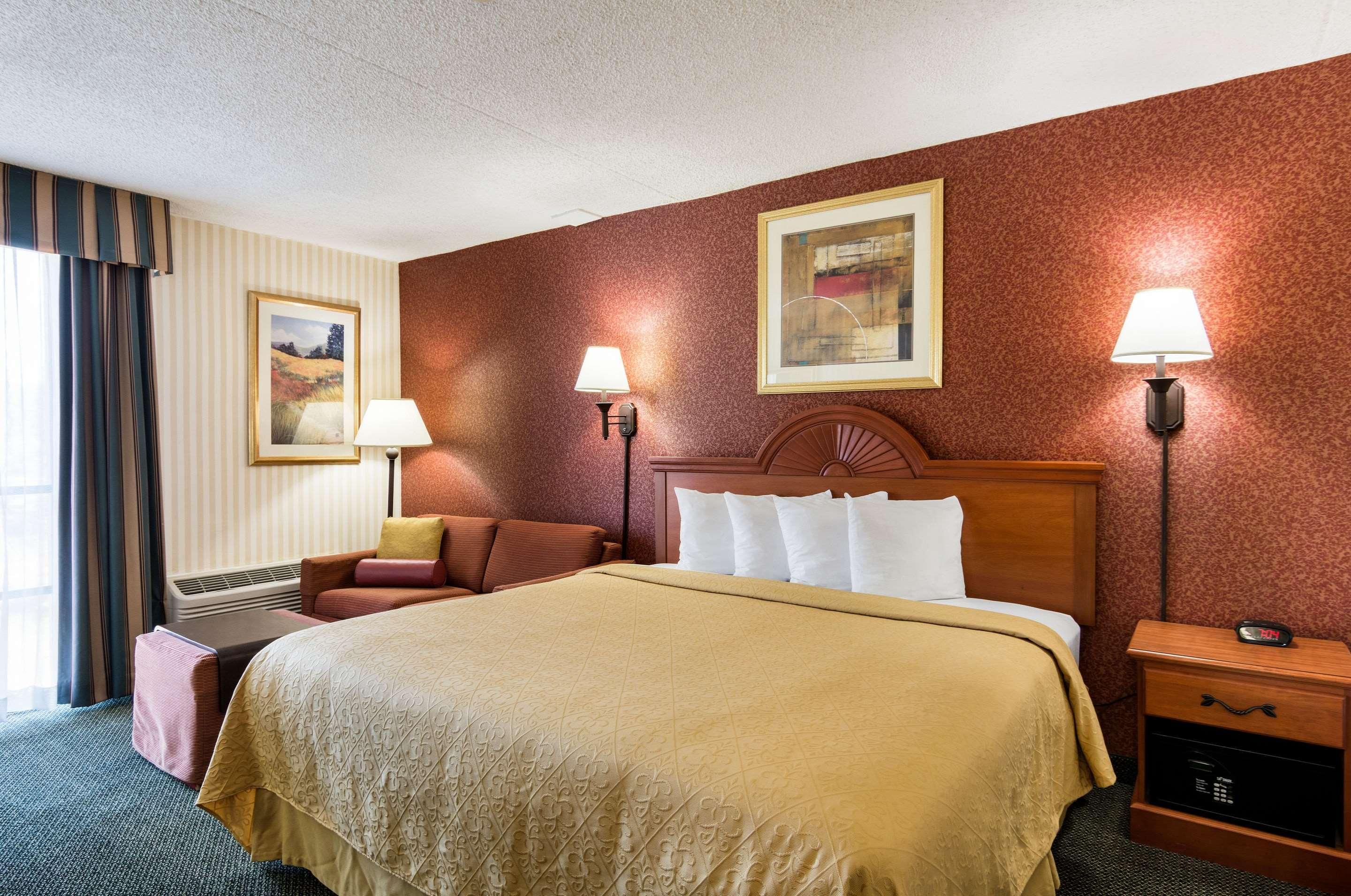 Quality Inn Near Joint Base Andrews-Washington Area Camp Springs Extérieur photo