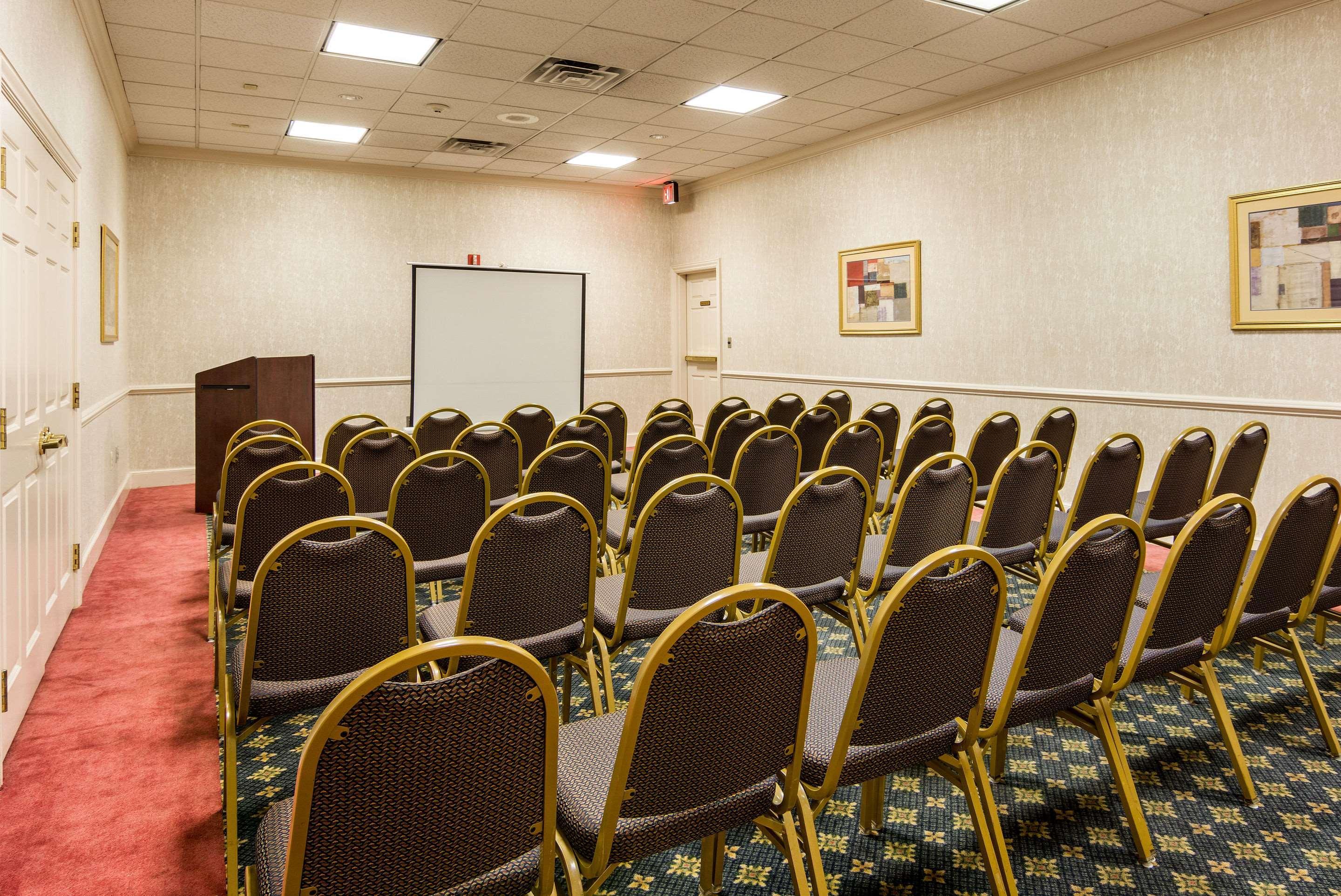 Quality Inn Near Joint Base Andrews-Washington Area Camp Springs Extérieur photo