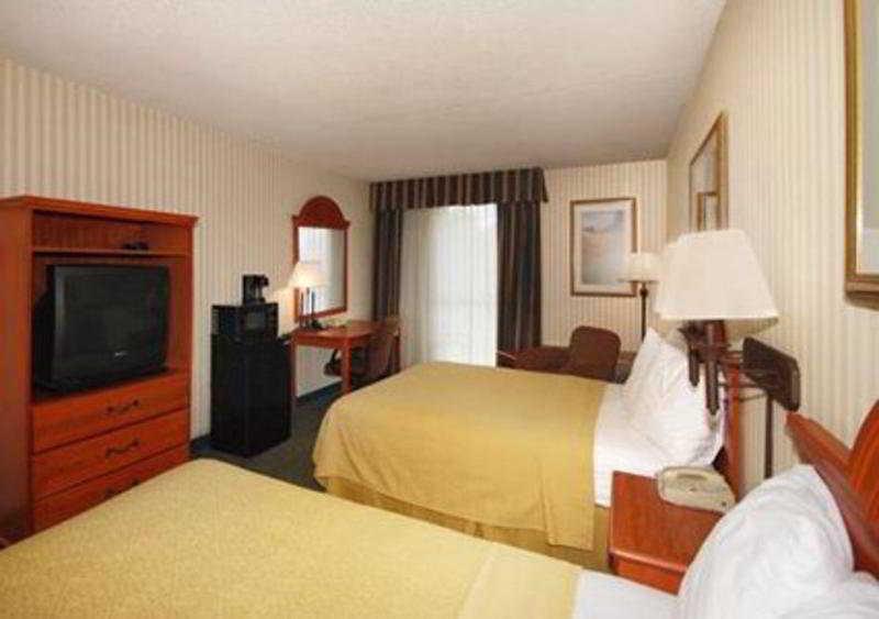 Quality Inn Near Joint Base Andrews-Washington Area Camp Springs Extérieur photo